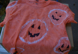 Jack-o-Lantern shirt craft